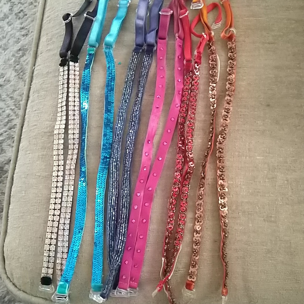 6 Pair of Linda Thomas Replaceable Straps